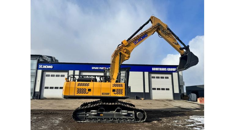 Гусеничный экскаватор-харвестер XCMG XE250UF (30 тонн)
